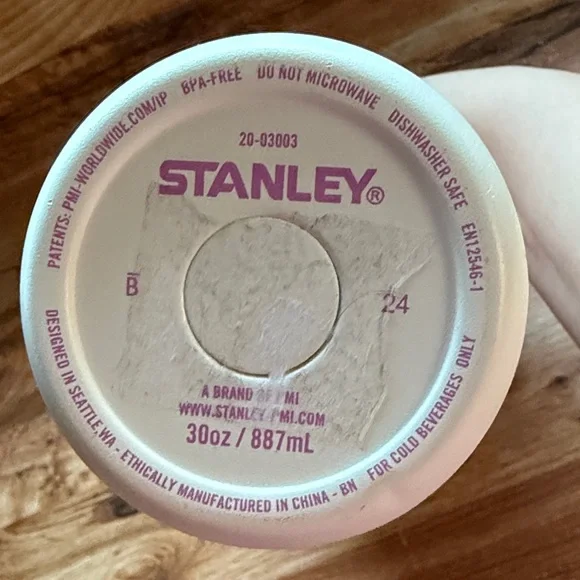 Stanley Lavender and Cream Striped Tumbler - Picture 3 of 5